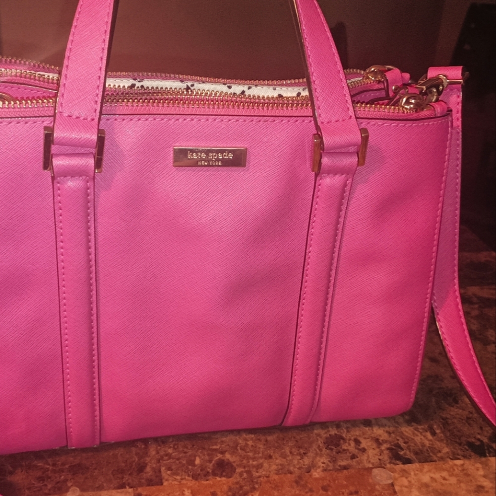 Kate Spade medium sized crossbody